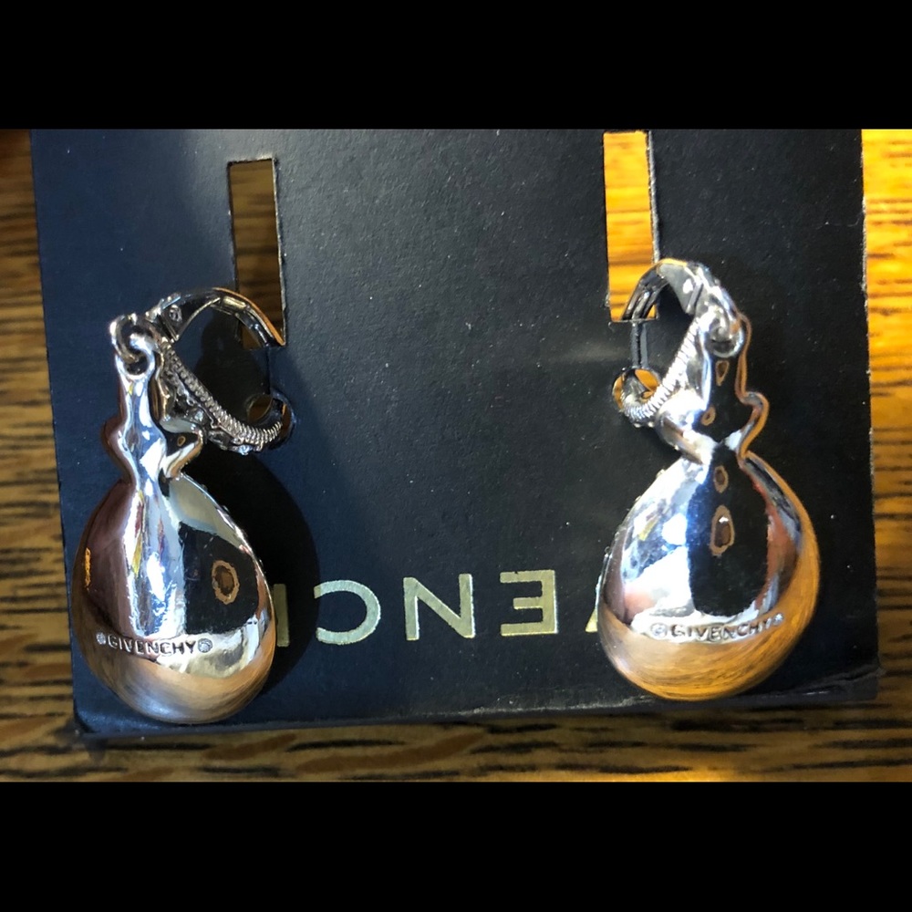 Givenchy Earrings - Picture 5 of 5